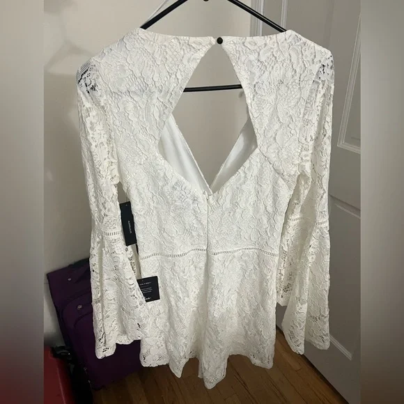 LULUS ROMPER - NEW WITH TAGS - Picture 3 of 3